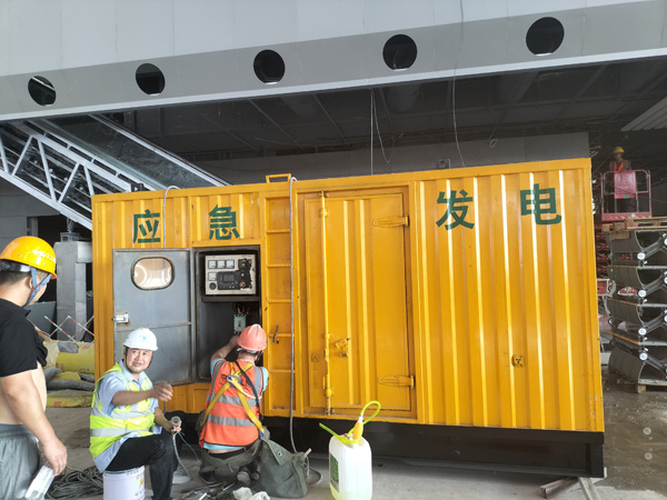 兴城怎样判断空气滤清器是否需要更换？